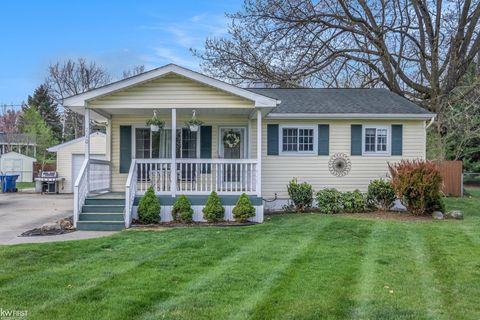 710 Grant Circle Linden City Genesee MI 48451