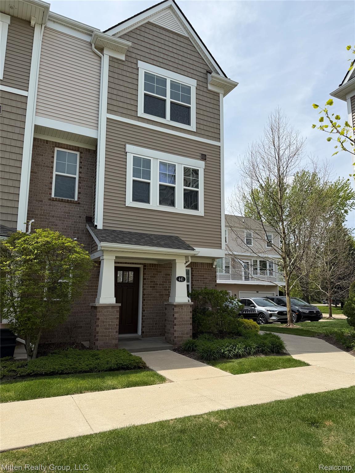 441 Wright Street 52