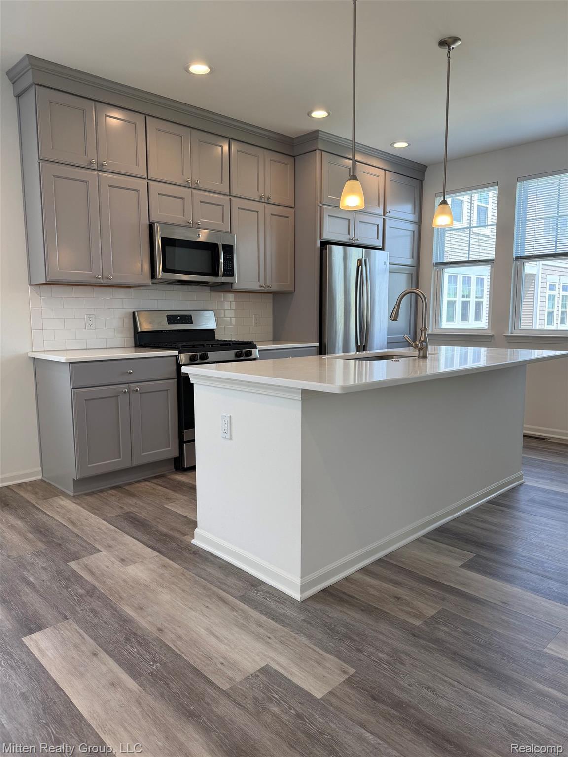 441 Wright Street 52