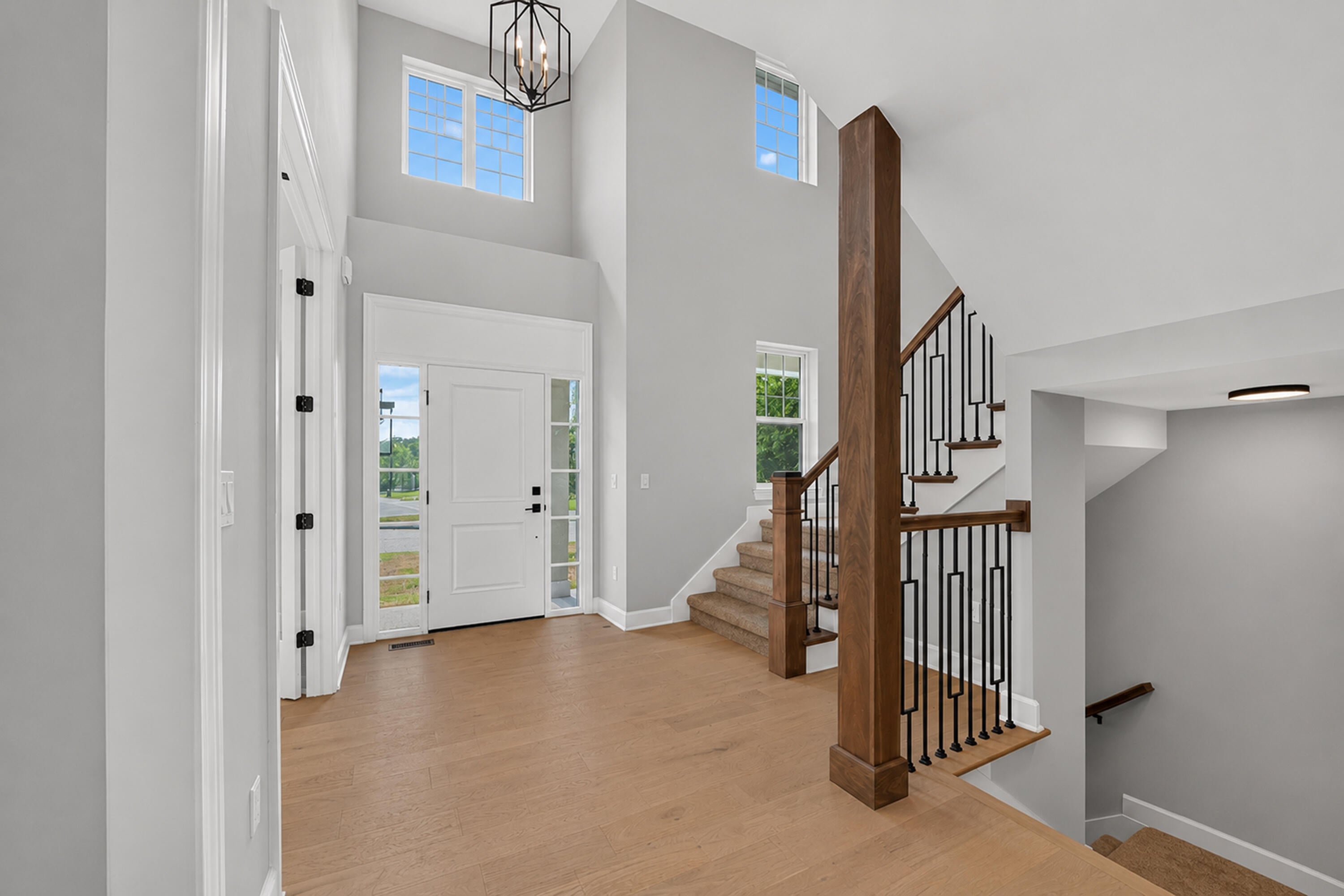 5850 Windrift Court