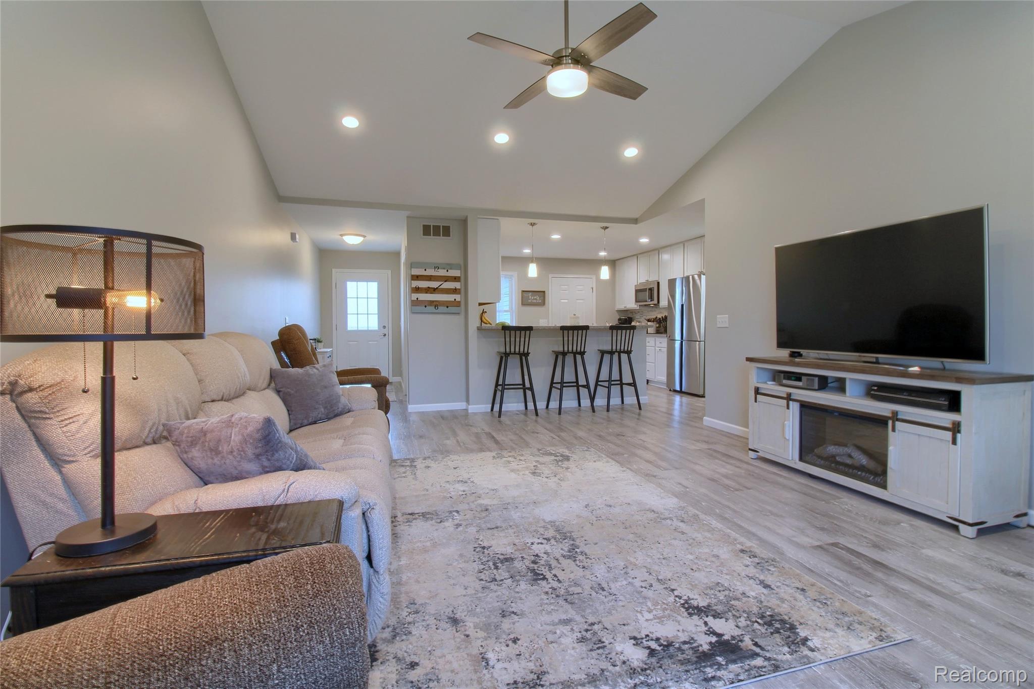 792 Meadows Court
