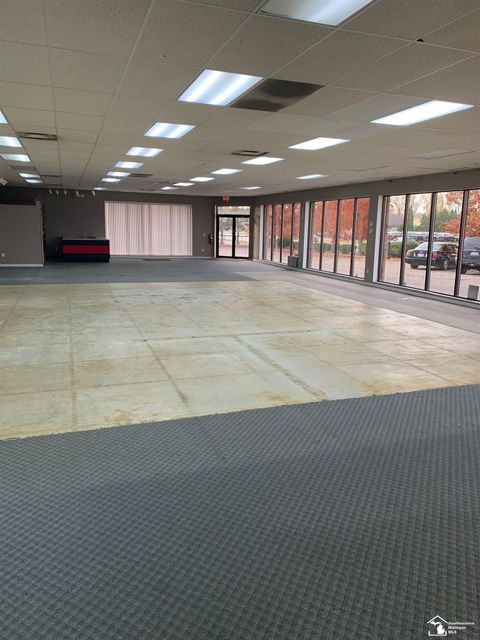 24409 Eureka Road Taylor City MI 48180