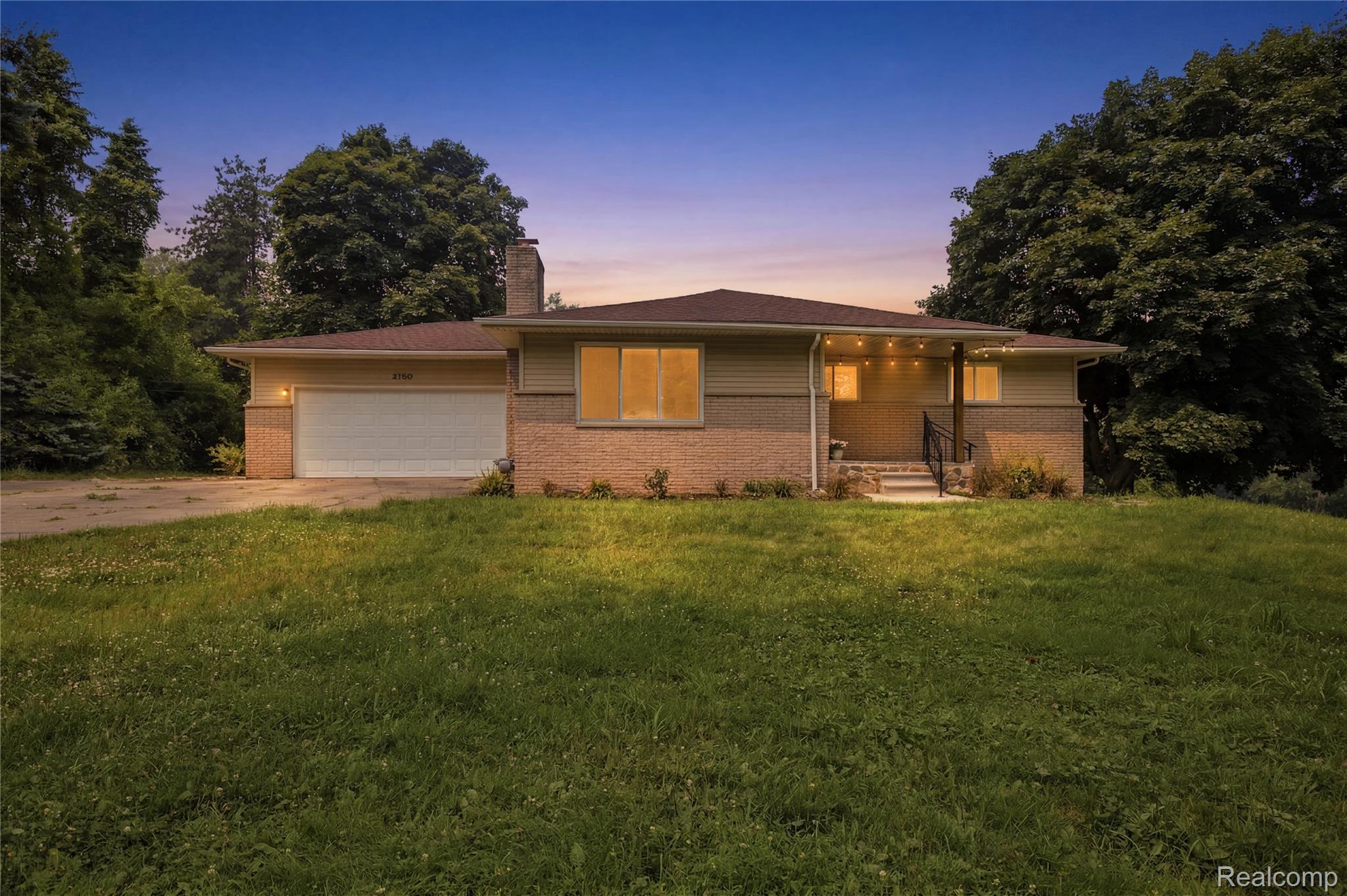 4700 Indianwood Court