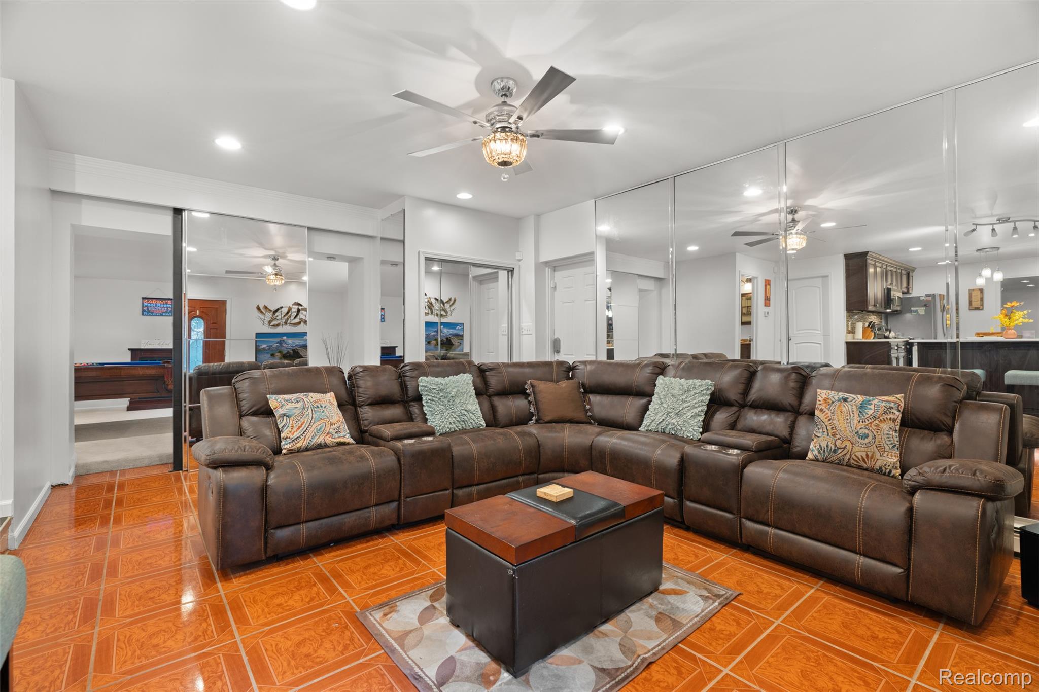 23640 Oak Glen Drive