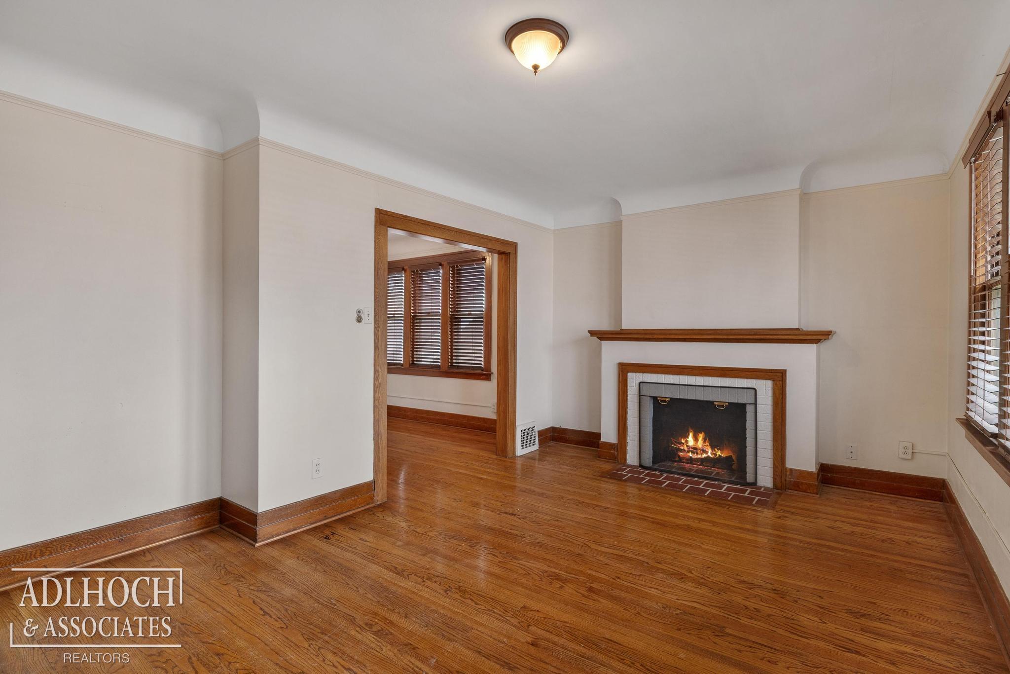 526 1/2 ST. CLAIR Street