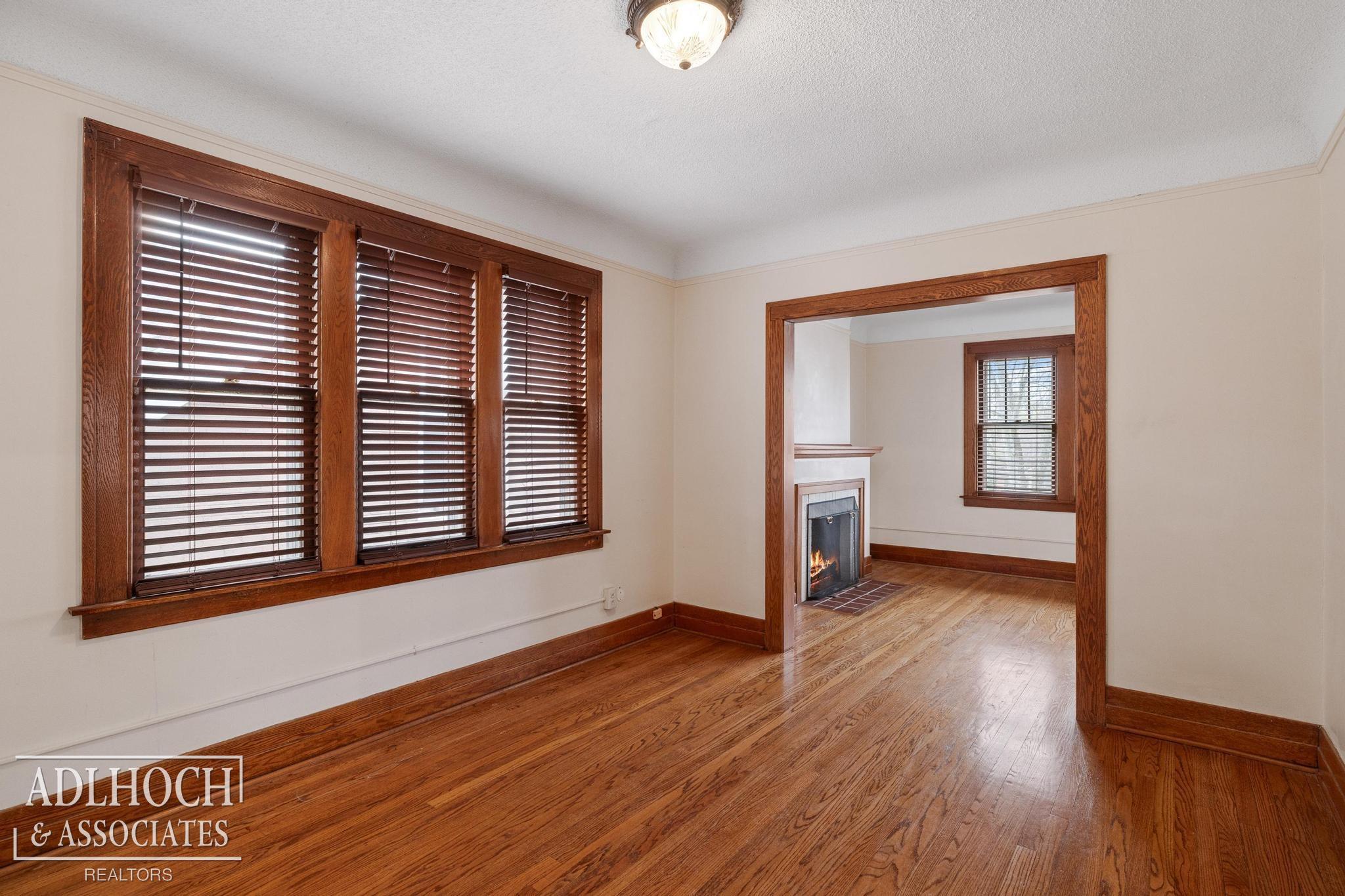 526 1/2 ST. CLAIR Street