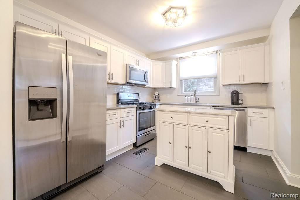 1627 Columbia Road