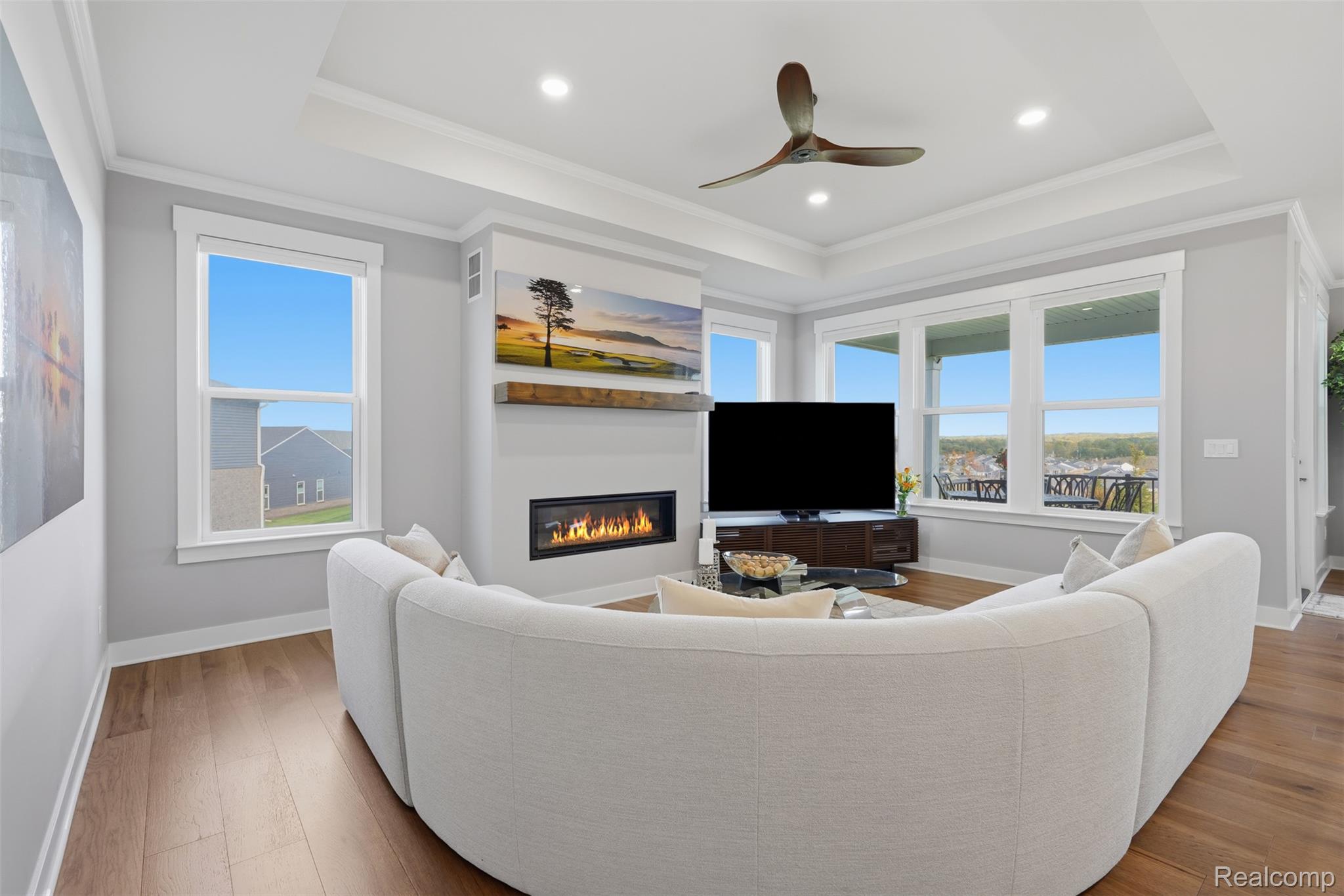1562 Moss Drive