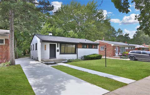 Photo of 21911 Whitmore Street, Oak Park City, MI 48237 (MLS # 20261066790)