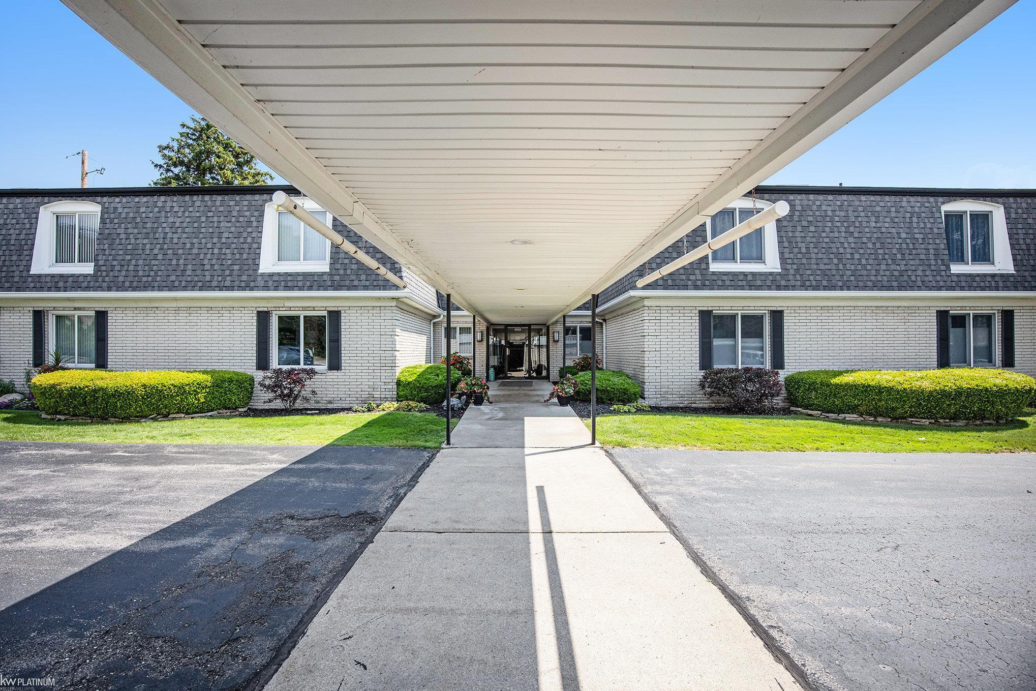 4510 Lakeshore Road