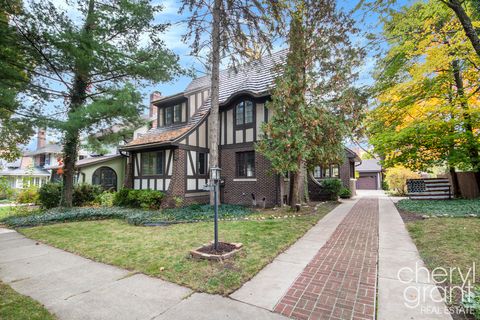 618 Laurel Avenue SE East Grand Rapids City MI 49506