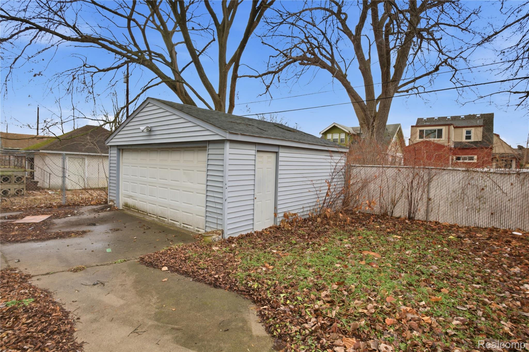 229 Eason Street