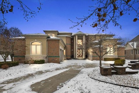 Photo of 61403 Barclay Drive, Washington Township, MI 48094 (MLS # 58050196781)