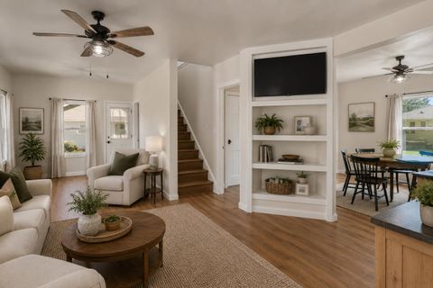 Tiny photo for 119 S Manning Street, Hillsdale City, MI 49242 (MLS # 53026025877)