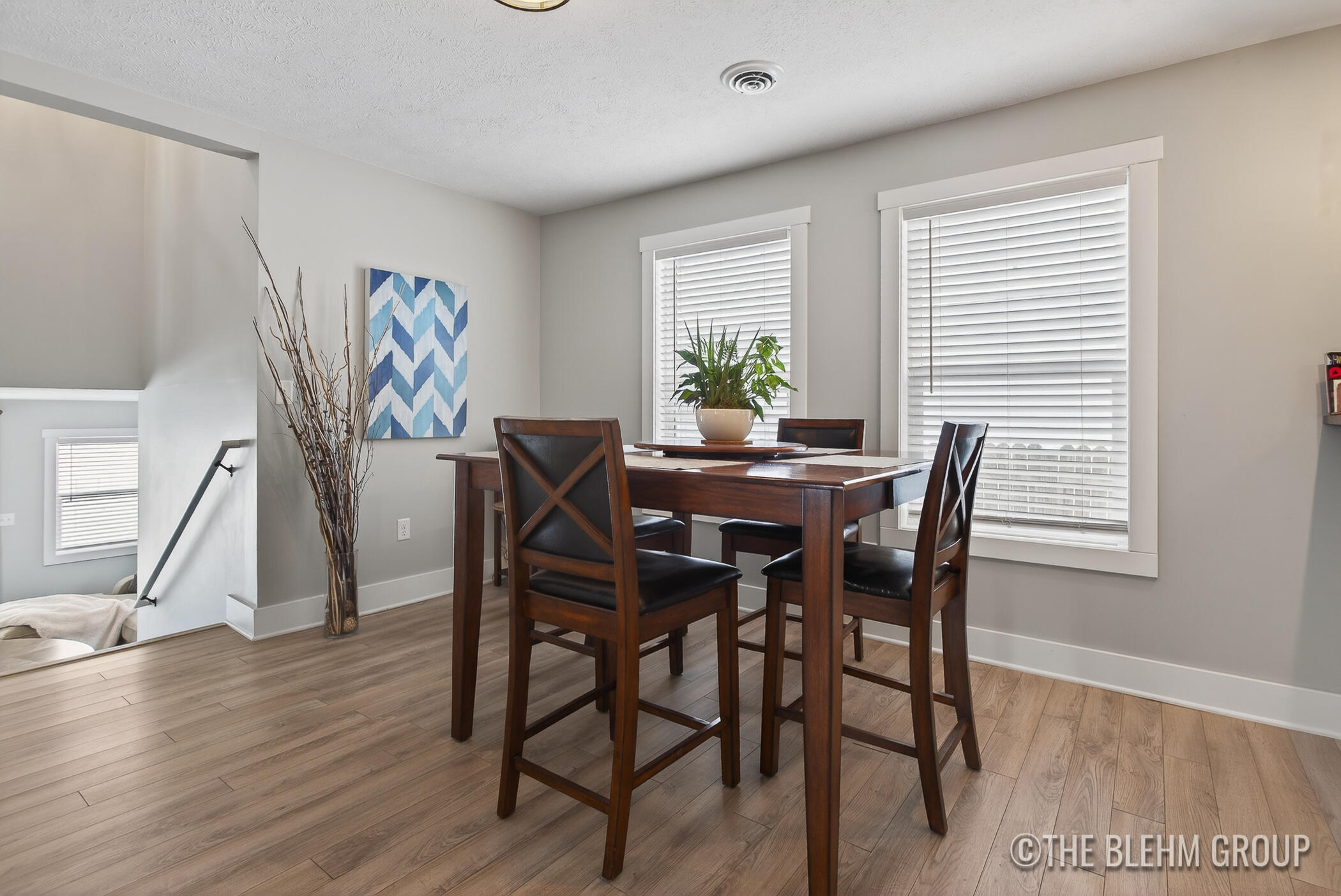 7319 Hessler Court NE