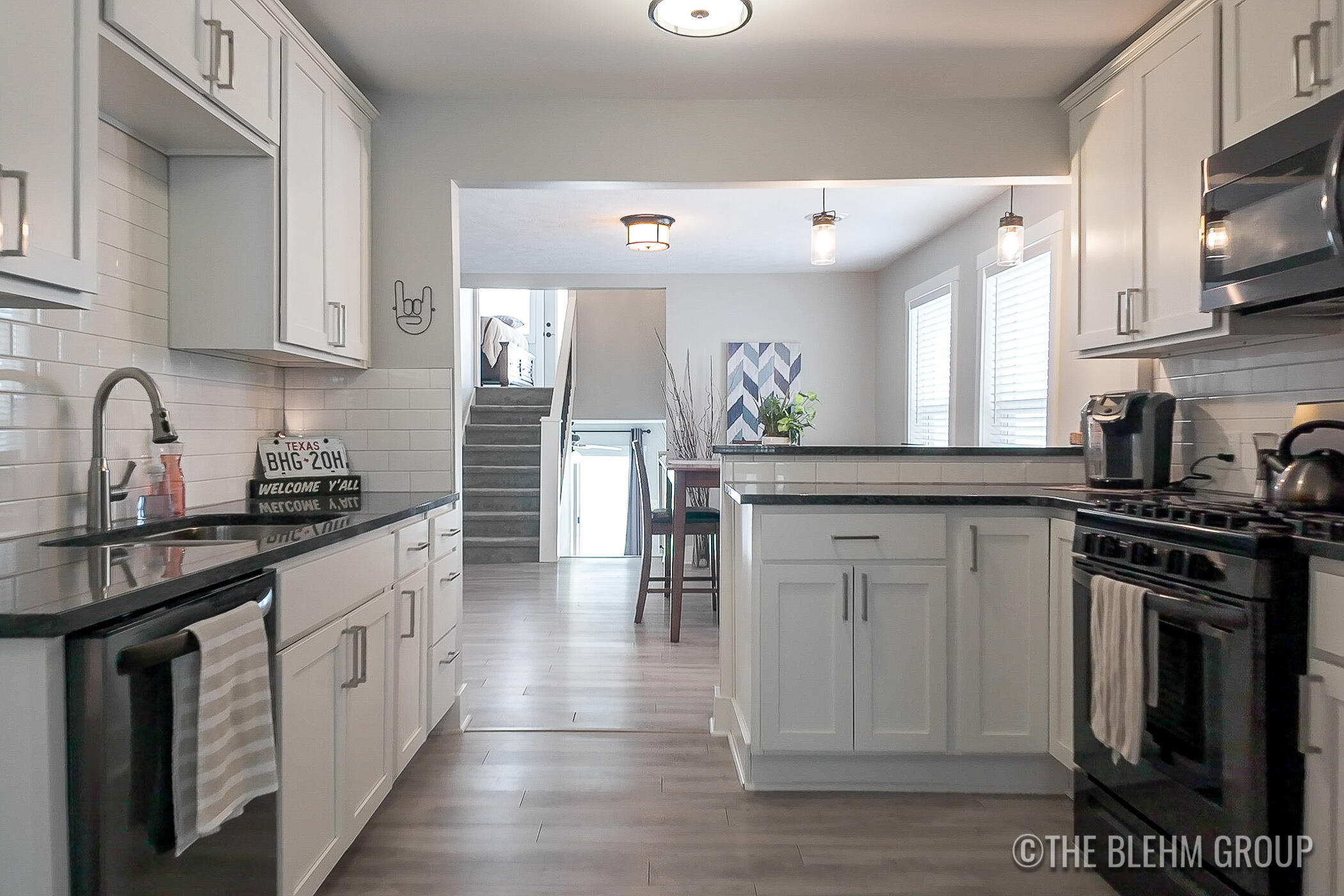 7319 Hessler Court NE