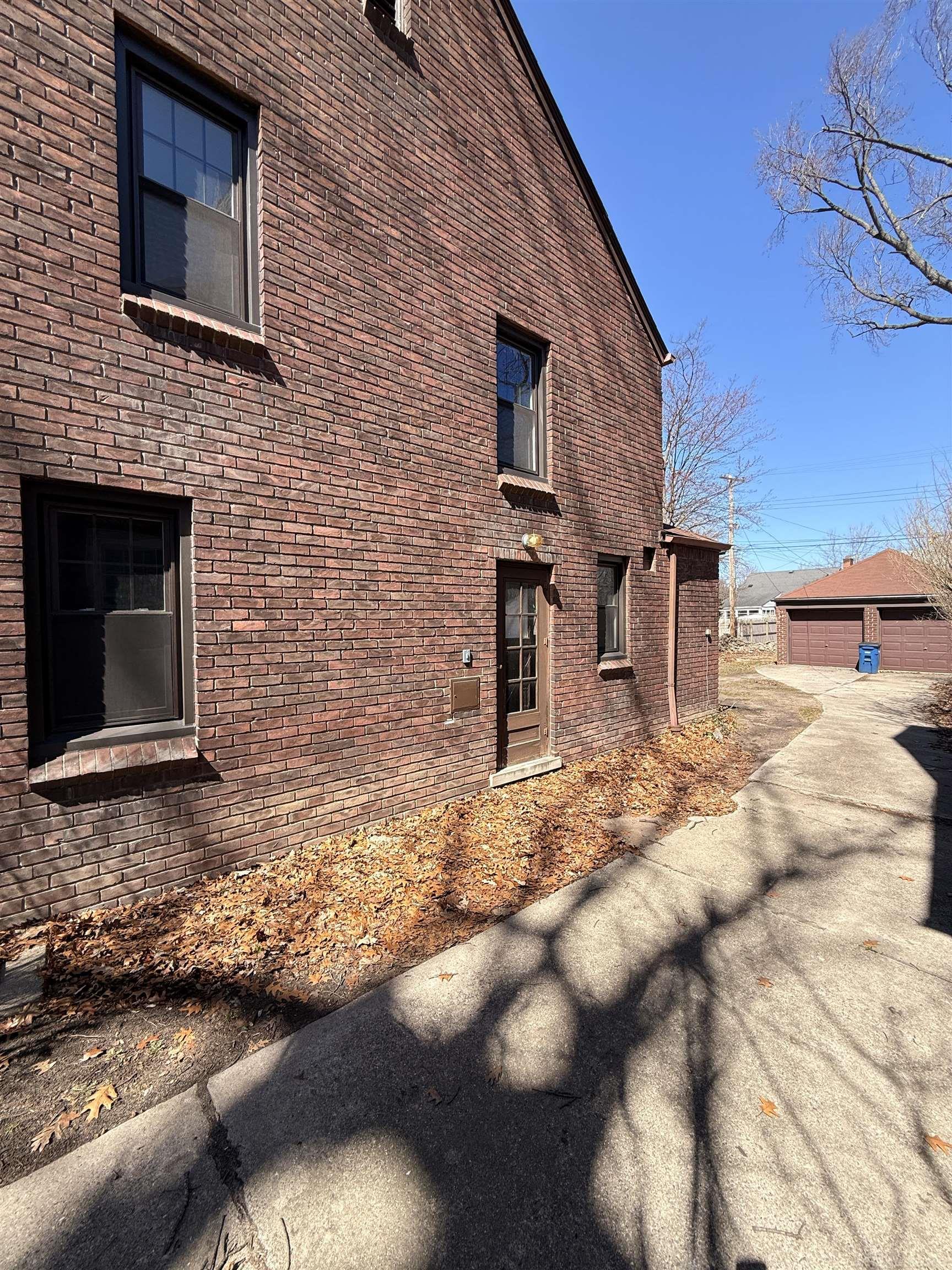 2554 Woodstock Drive