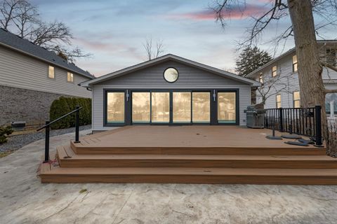 28930 Old North River Road Harrison Charter Township MI 48045