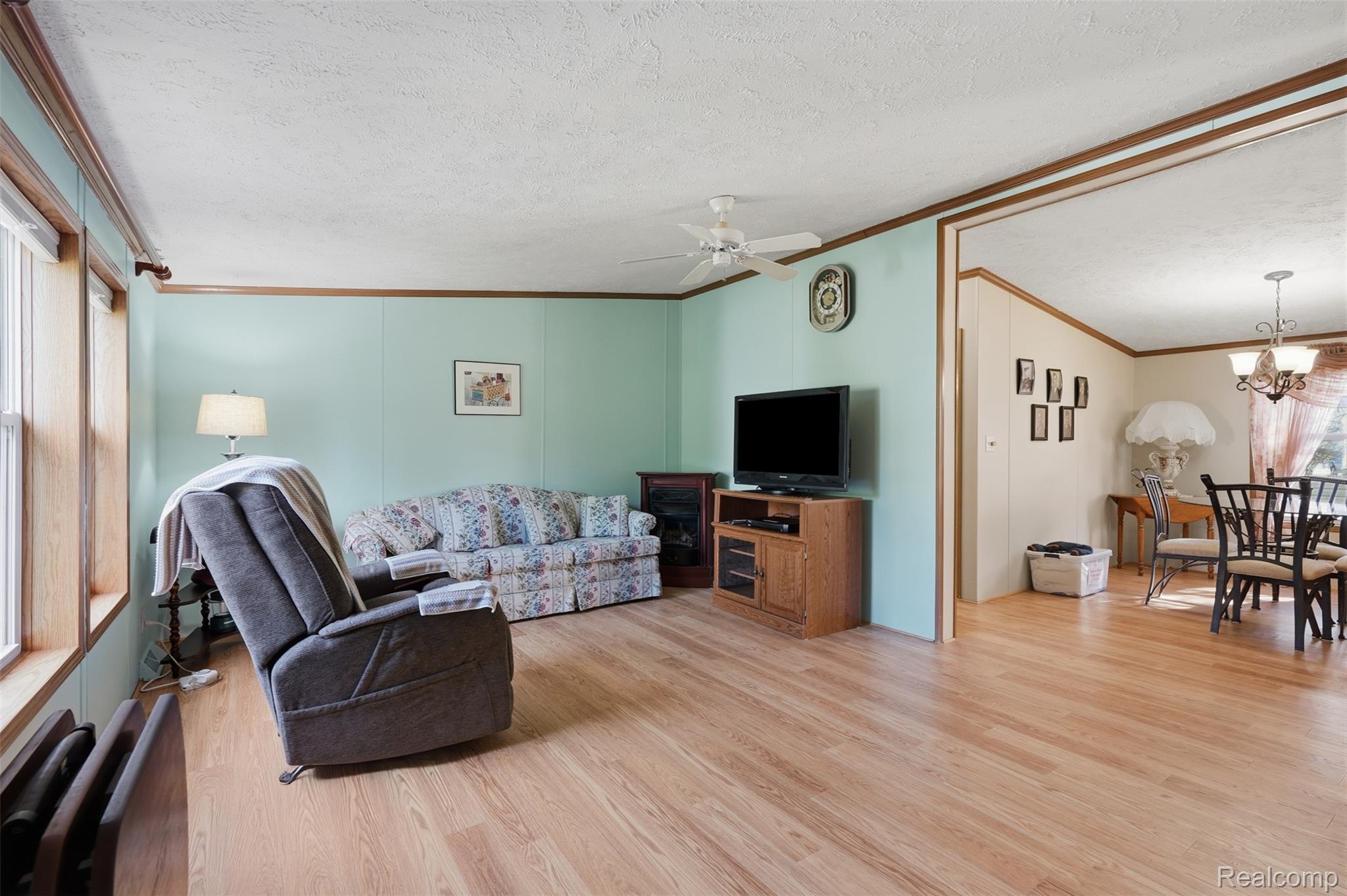 964 Indian Creek Drive