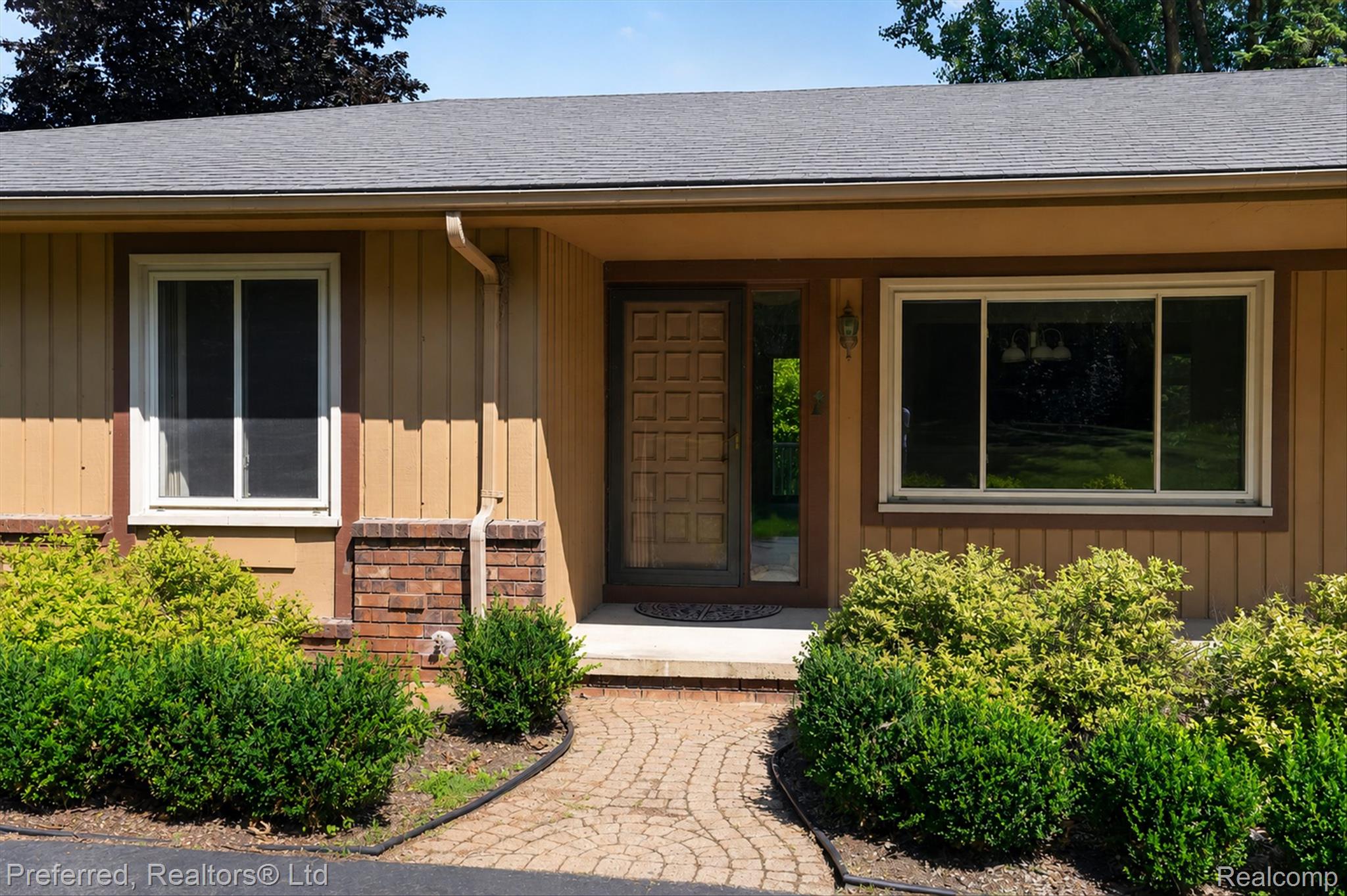 5524 Lawrence Court