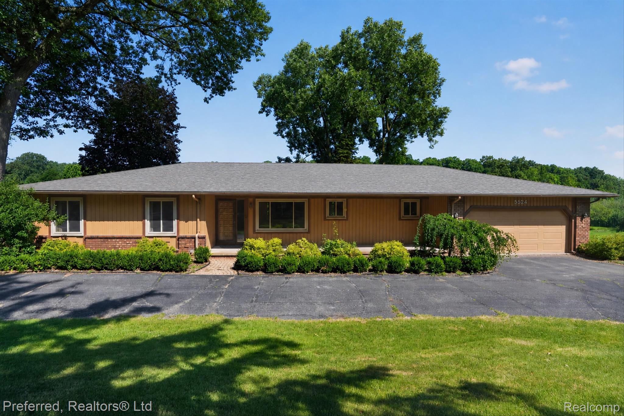 5524 Lawrence Court
