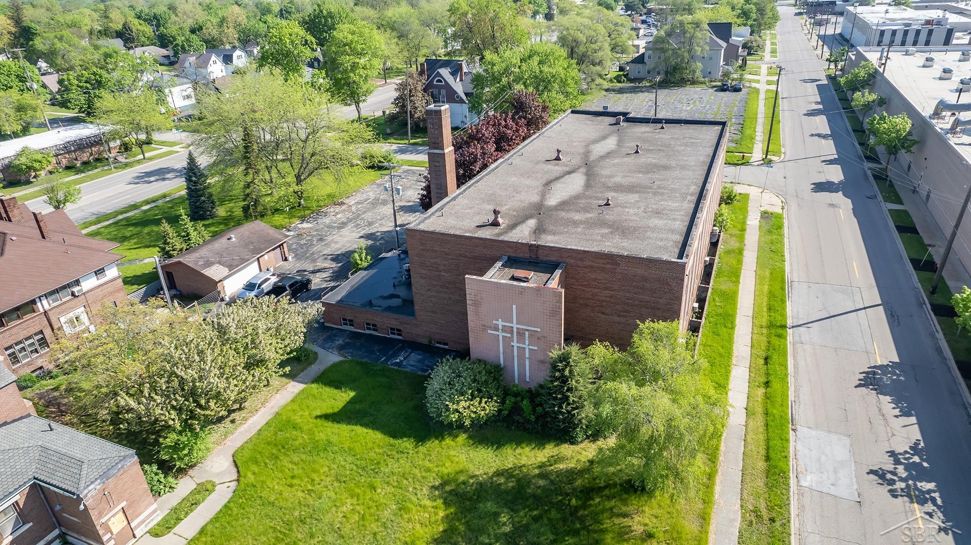 612 N Michigan Avenue