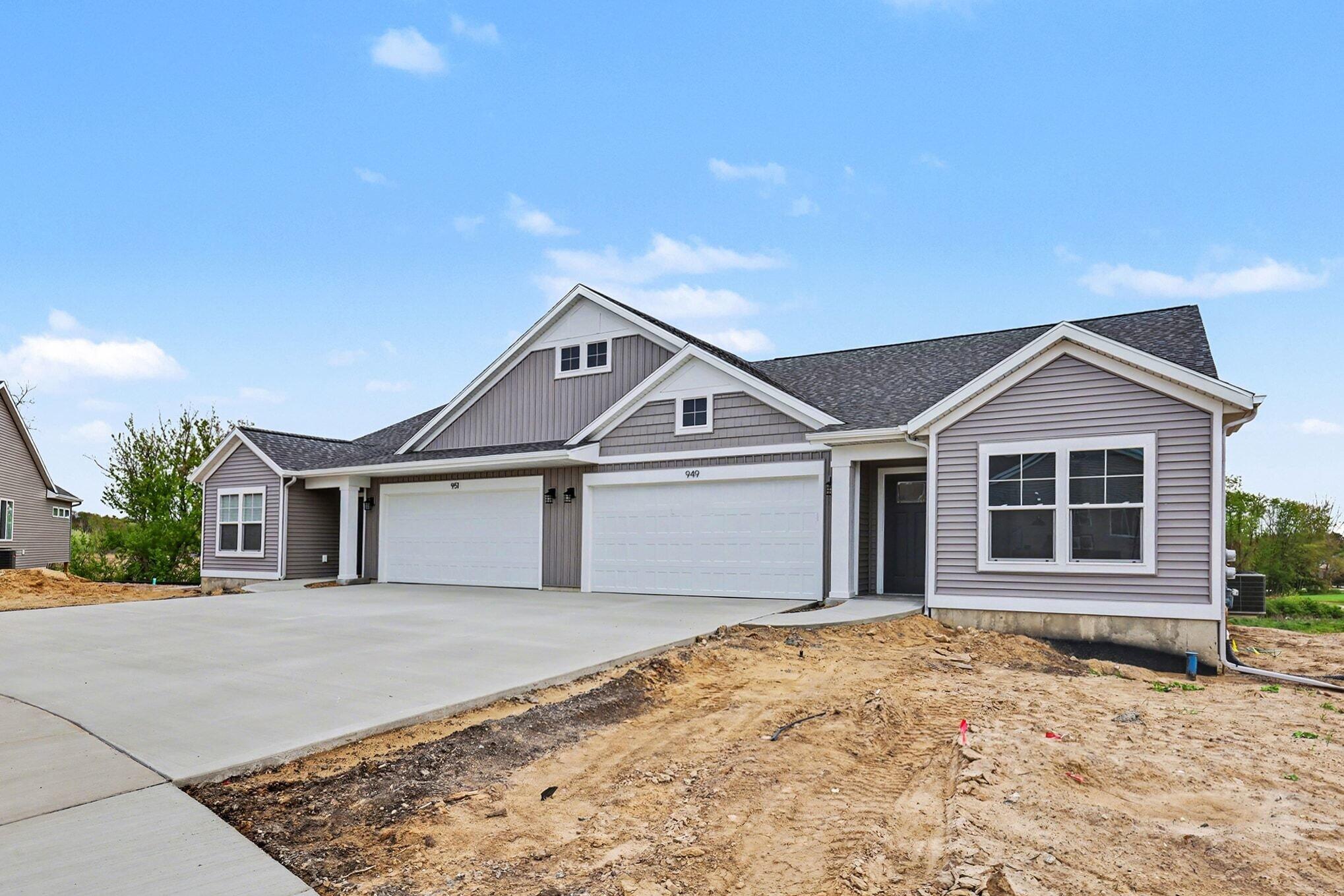 949 Scioto Drive NW 17