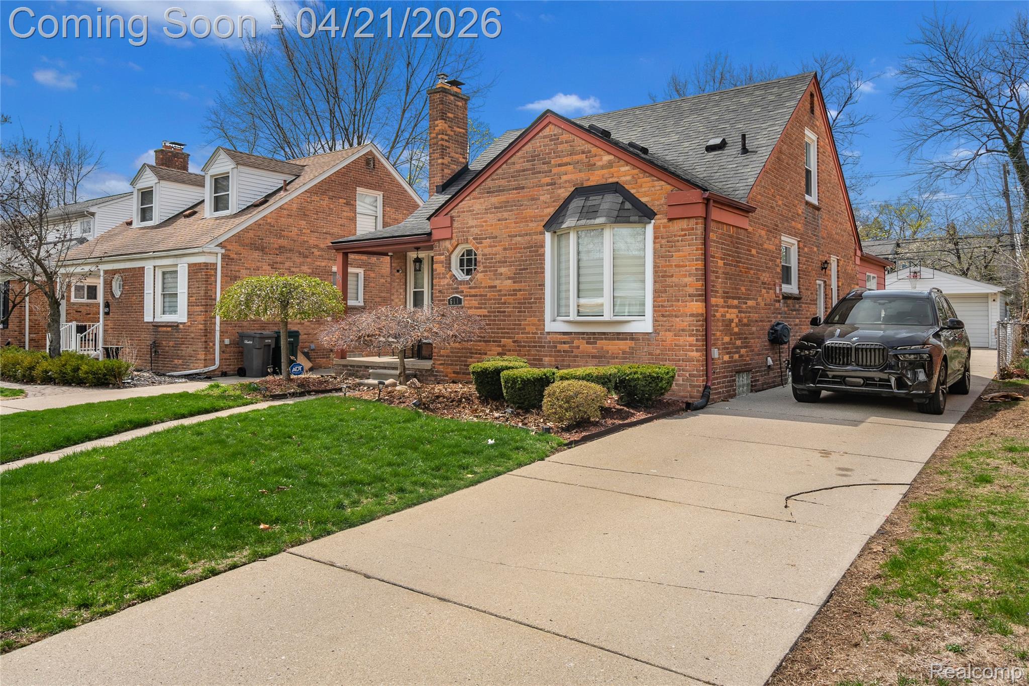 611 Highview Street