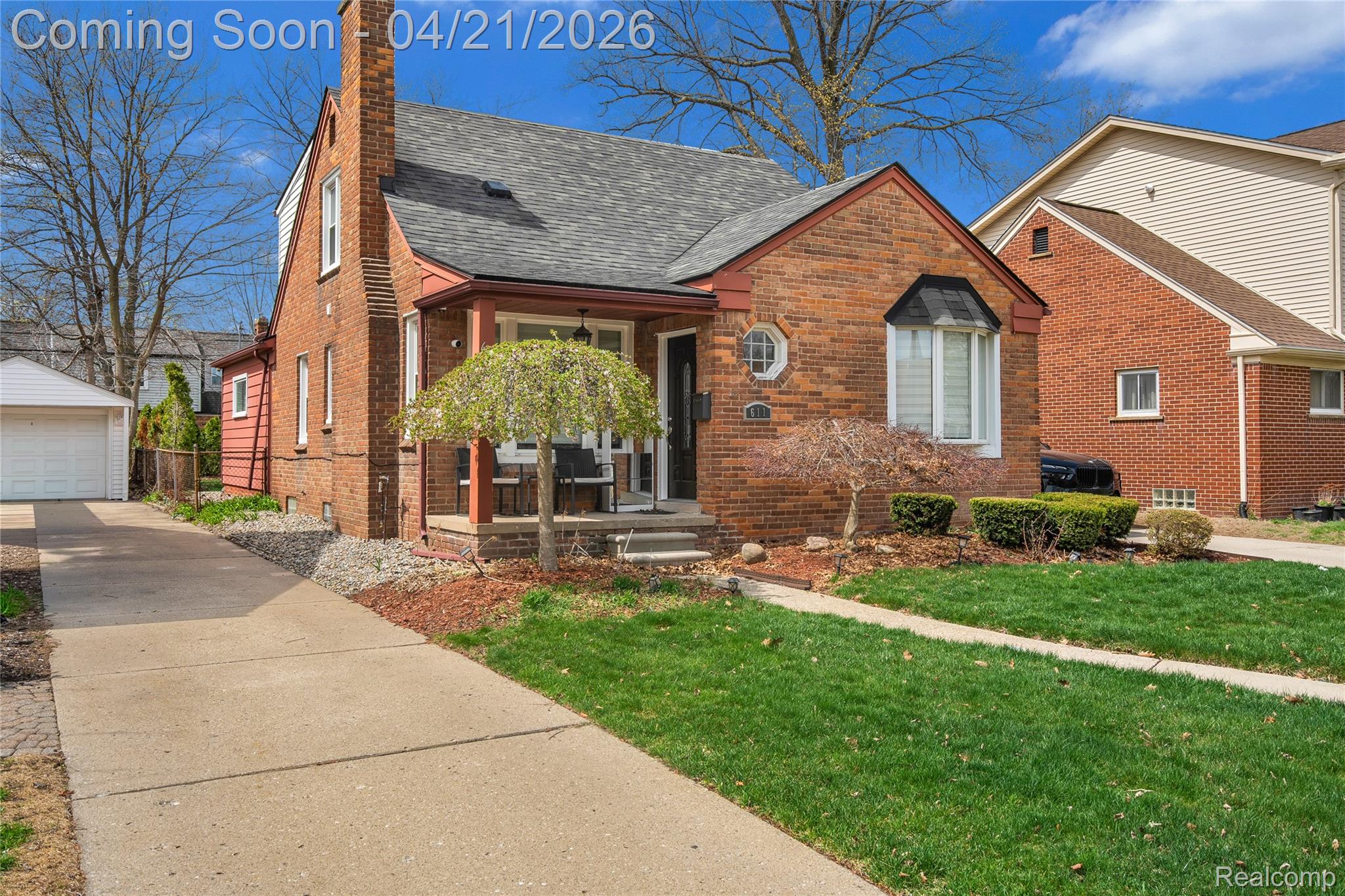 611 Highview Street