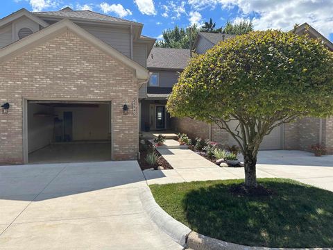 25540 Waterview Drive Harrison Charter Township MI 48045