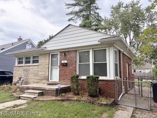 317 E WEBSTER RD, ROYAL OAK, MI 48073 - Image 7403db218e1c2c2b6ddfd89d7f8762ca/2518733932
