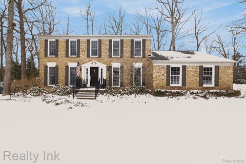 1636 Kilburn Road N Rochester Hills City MI 48306