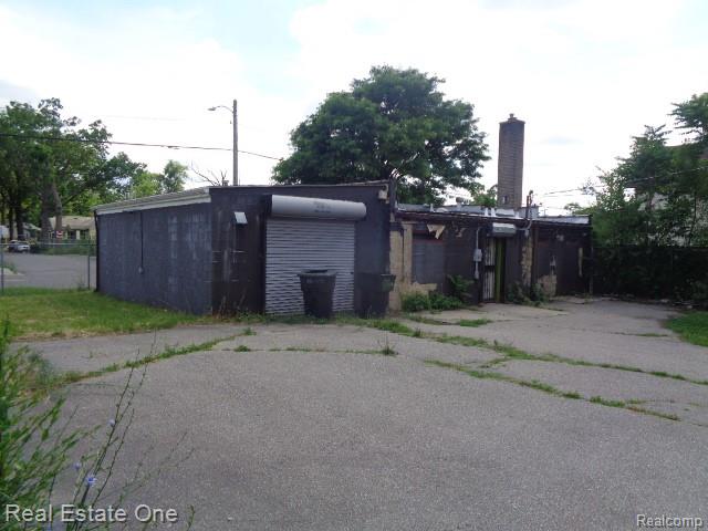 2950 Puritan Street