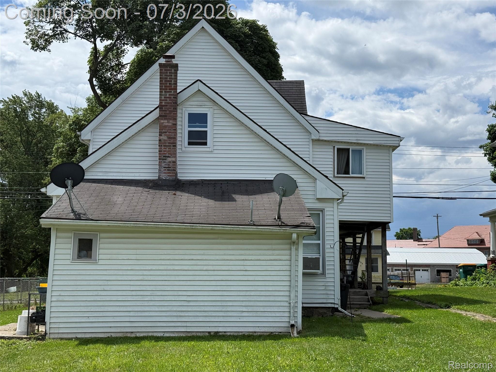 305 E Main Street