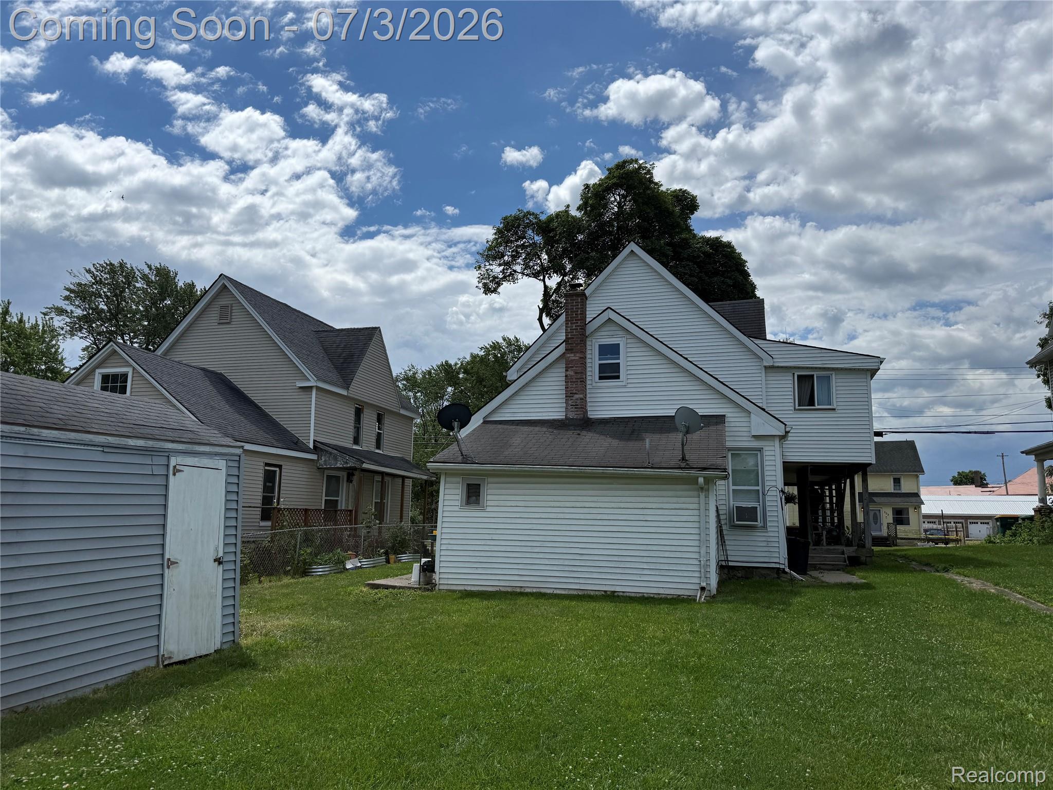 305 E Main Street