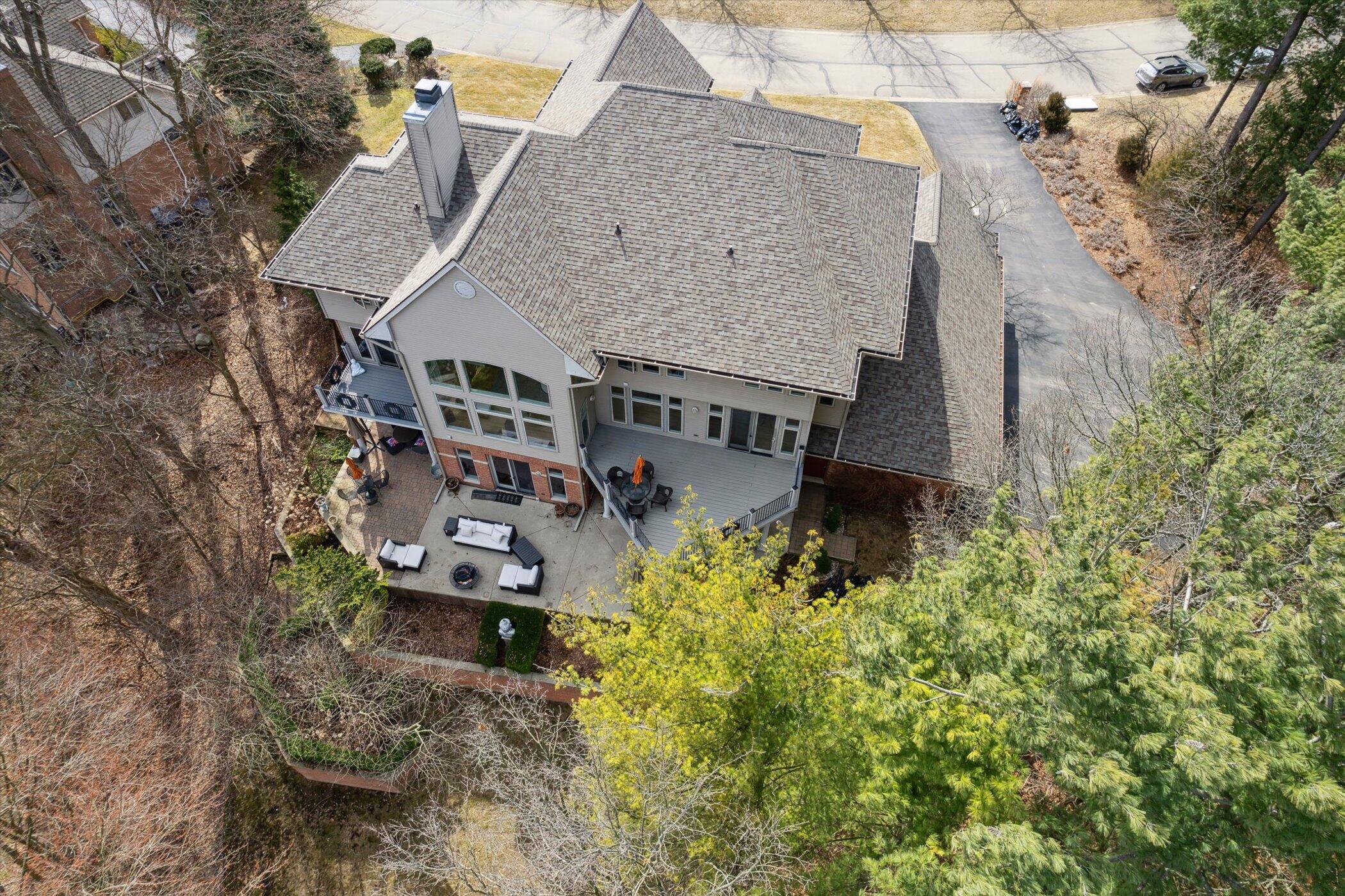 9945 Rolling Greens Dr Drive