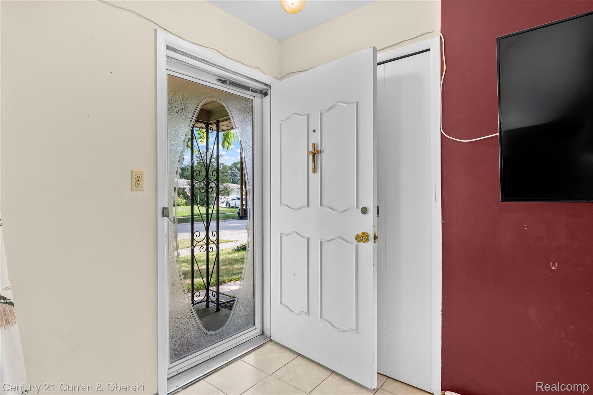 2842 Athena Drive