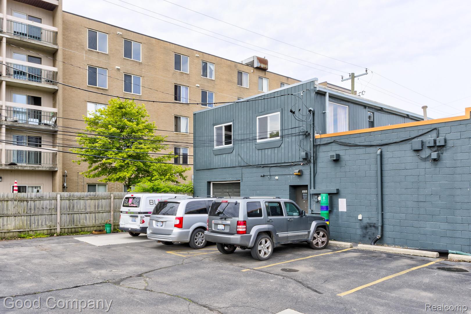 522 E 9 Mile Road