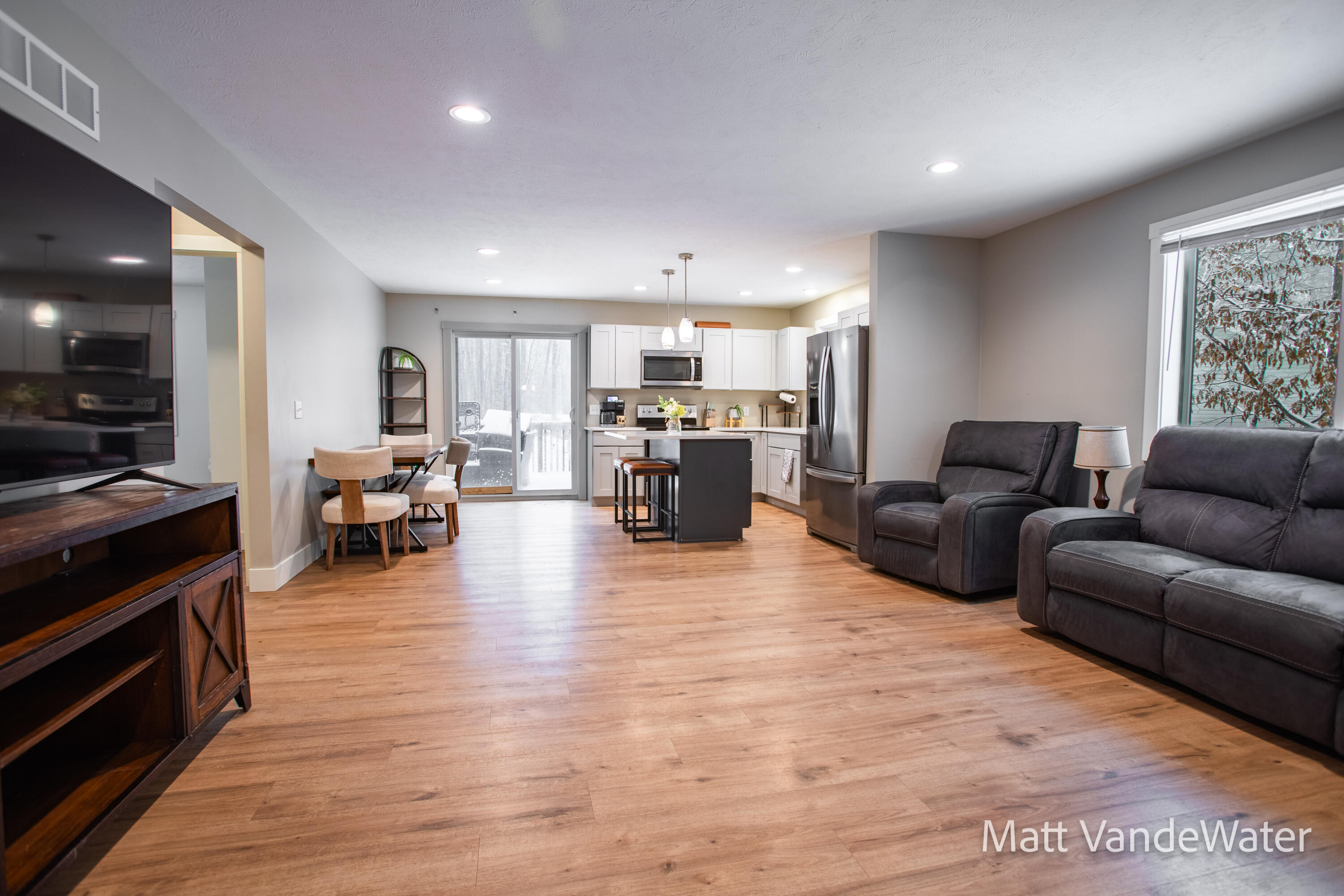 6771 E Four Seasons Drive