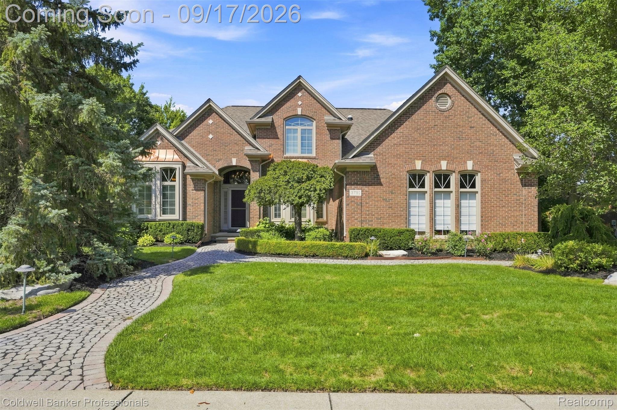 3751 Lake Forest Drive