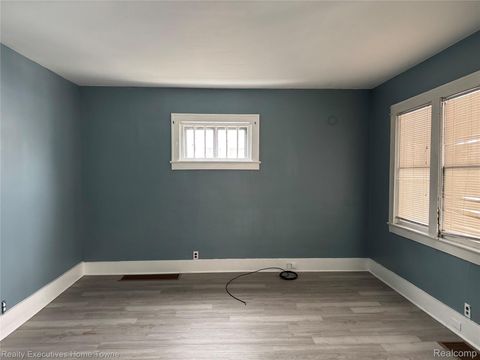 Tiny photo for 1518 Carleton Street, Port Huron City, MI 48060 (MLS # 20261011576)