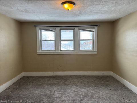 Tiny photo for 1518 Carleton Street, Port Huron City, MI 48060 (MLS # 20261011576)