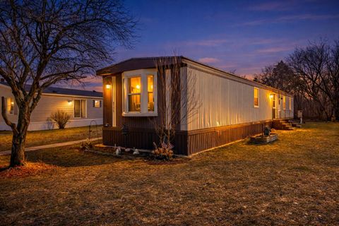 8779 Country View Drive NW Alpine Township MI 49345