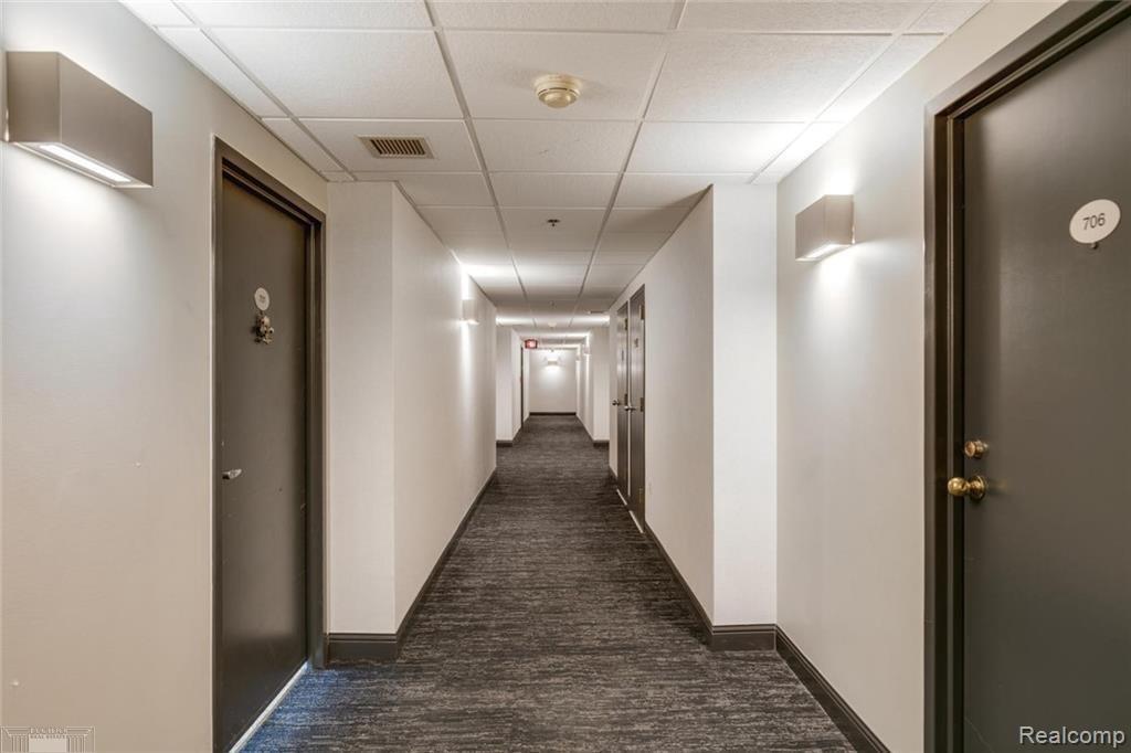 250 E Harbortown #1006 Drive