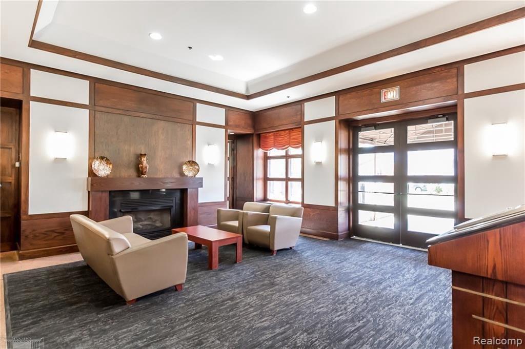 250 E Harbortown #1006 Drive