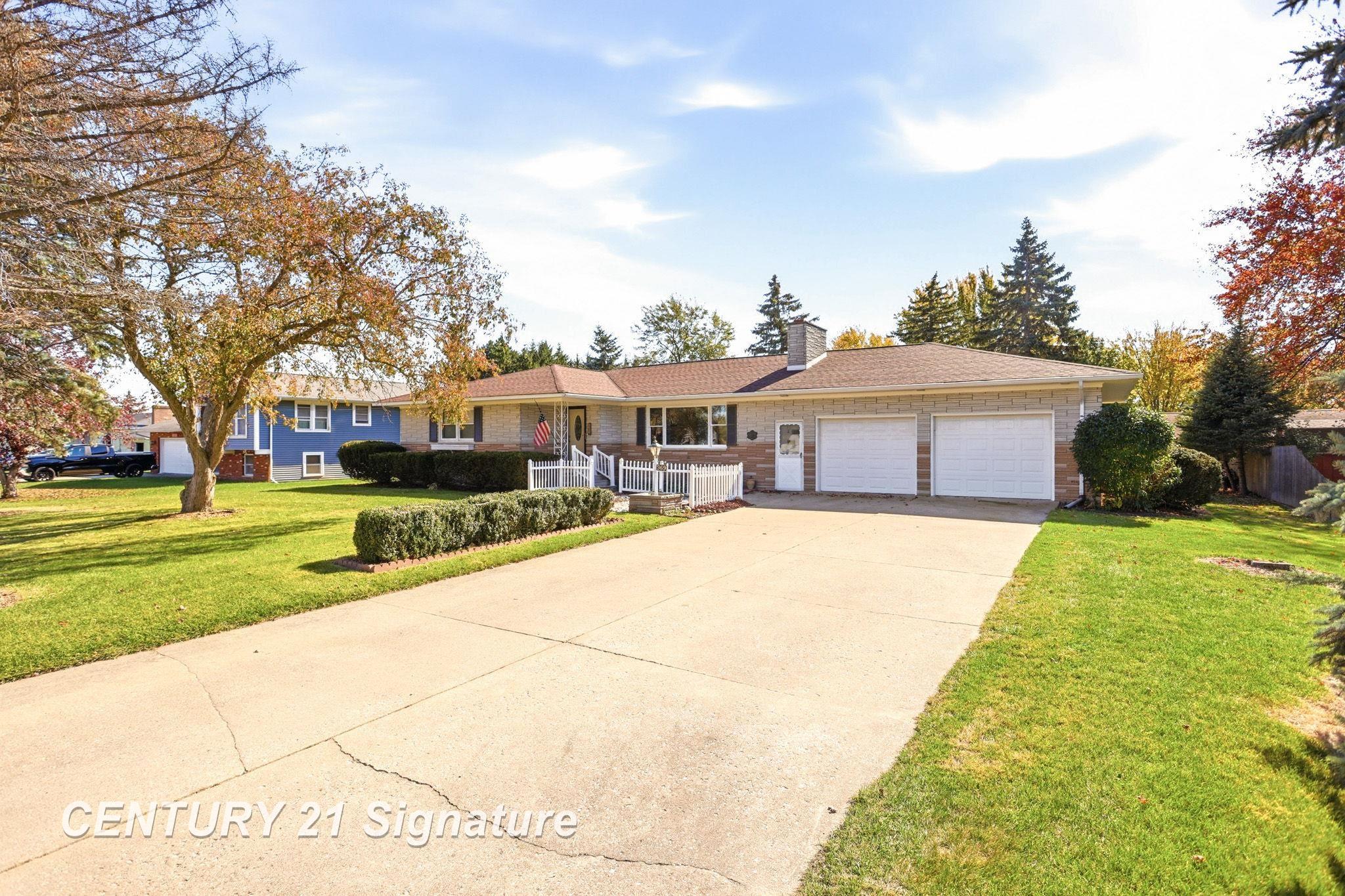 969 W Hampton Road