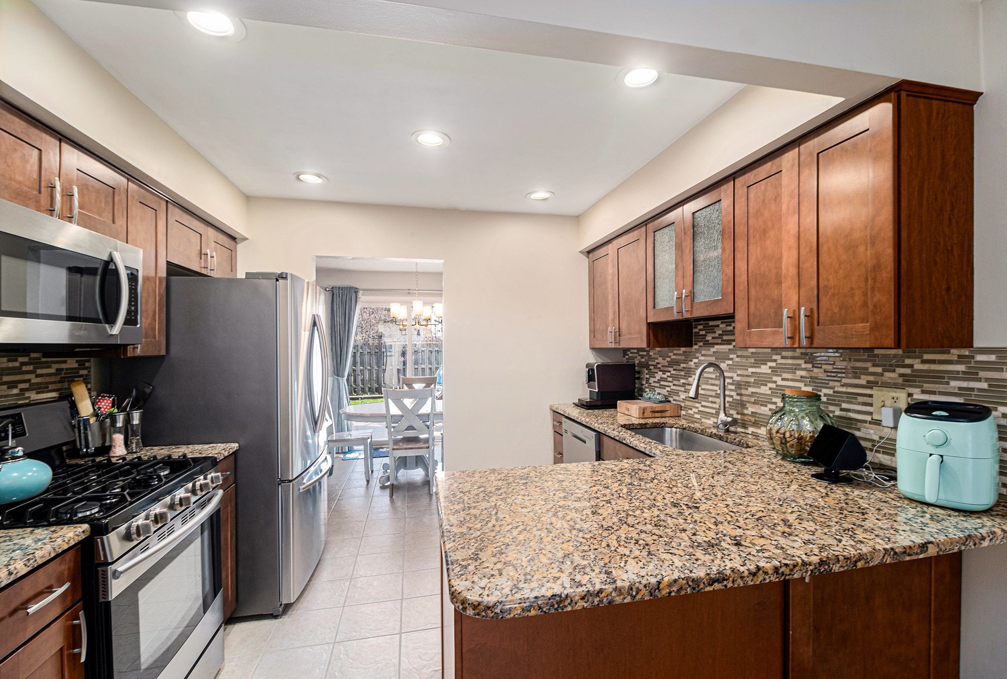 156 STRATFORD Lane