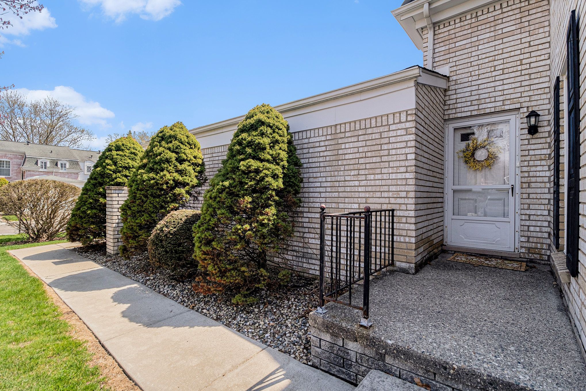 156 STRATFORD Lane