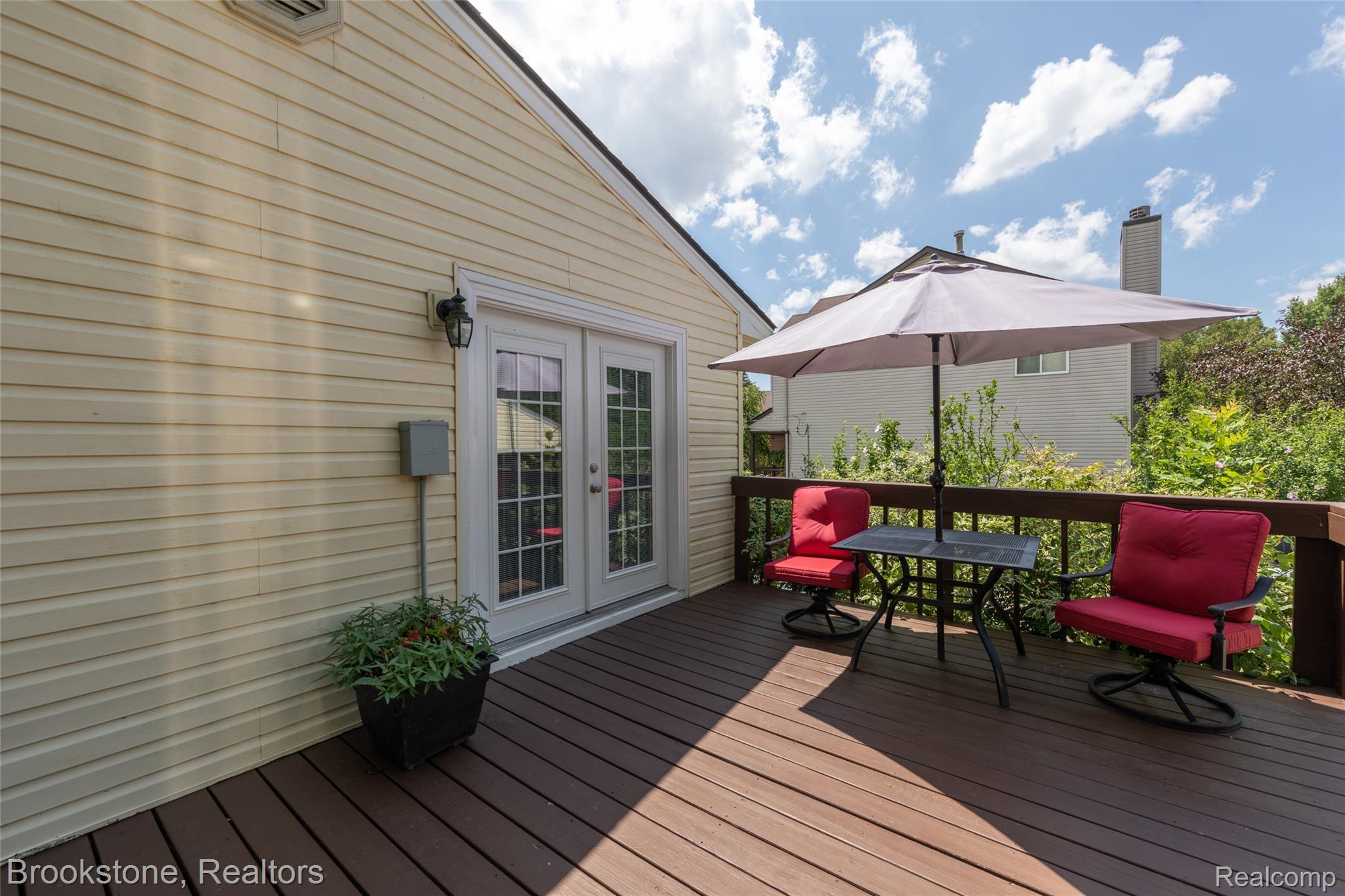 871 VANDERPOOL Drive