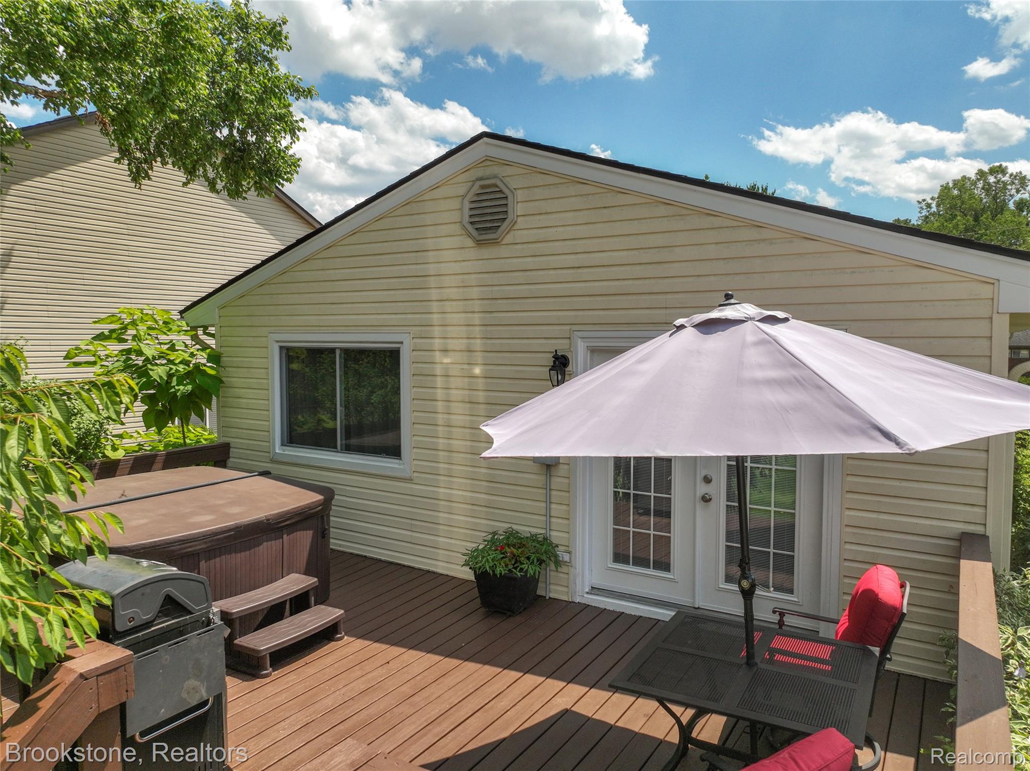 871 VANDERPOOL Drive